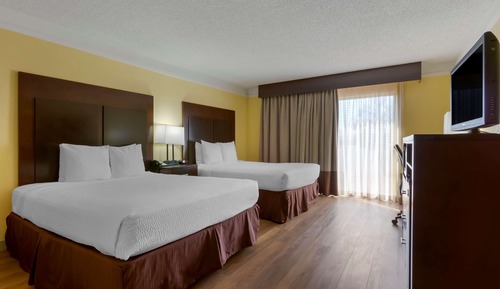 Standard Room, 2 Queen Beds, Non Smoking, Microwave