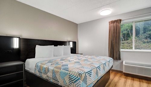 Standard Room, 1 Double Bed, Accessible, Smoking