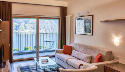 Suite, 1 Bedroom, Lake View