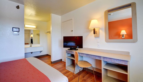Standard Room, 1 Double Bed, Accessible, Non Smoking