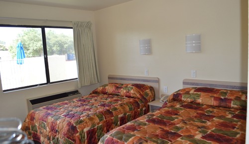 Basic Double Room, 2 Double Beds