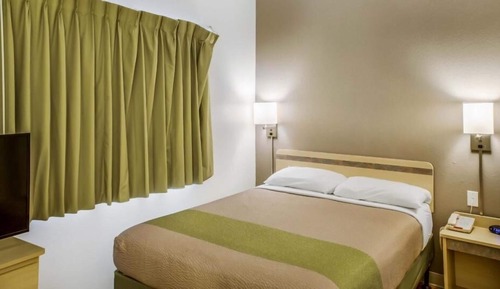 Standard Room, 1 Queen Bed, Non Smoking