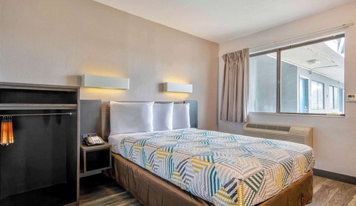 Deluxe Room, 1 Double Bed, Accessible, Non Smoking