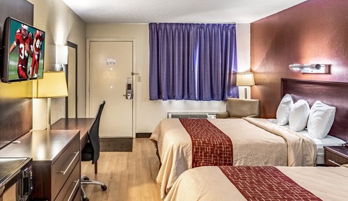 Deluxe Room, 2 Queen Beds, Non Smoking