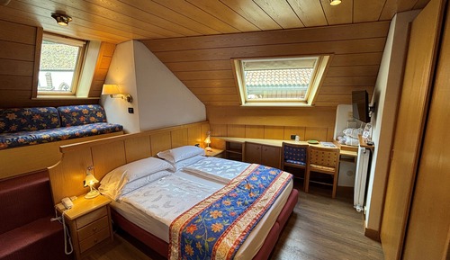 Classic Double or Twin Room