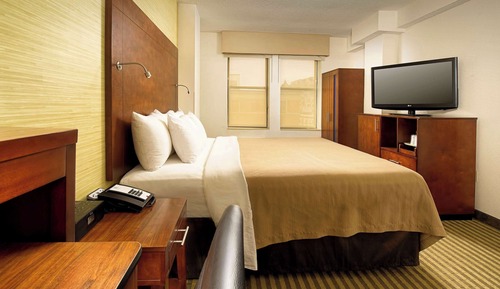Standard Room, 1 Queen Bed, Non Smoking