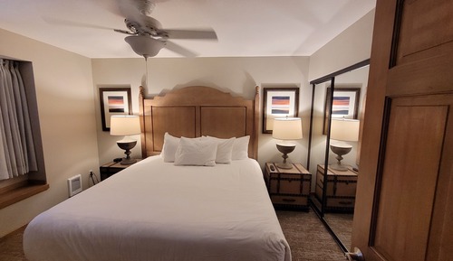 Room, 2 Bedrooms