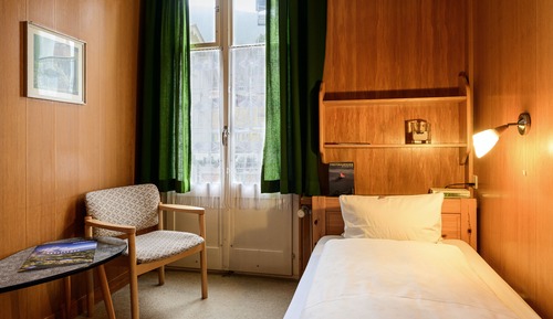 Basic Single Room
