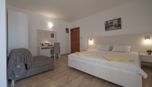 Family Quadruple Room, 1 Bedroom, Balcony