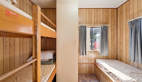 Economy Cabin - Pet Friendly (Non Ensuite)