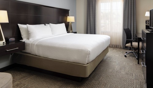 Suite, 2 Bedrooms, Accessible, Kitchen (Comm)
