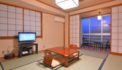 Japanese Style with Private Bathroom, Smoking (No meal service)