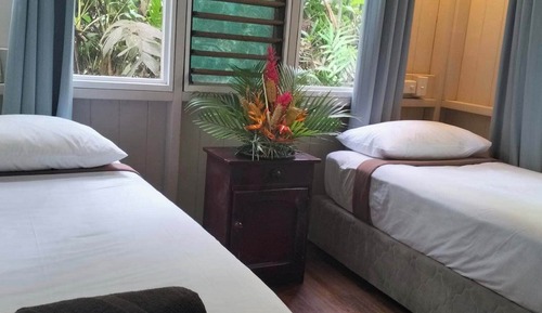 Two Bedroom Rainforest View Bure - Aircon