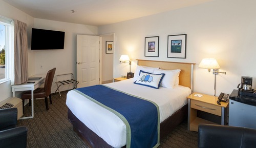 Classic Room, 1 King Bed (no water view)
