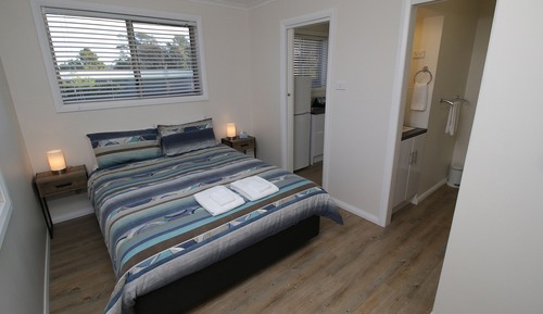 Waterfront Cabin Double Share