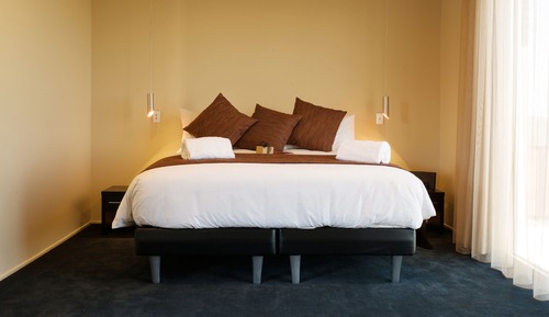 Luxury Room, 2 Bedrooms (Collage)