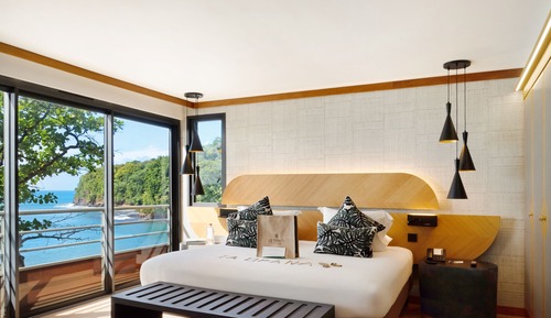 Signature Suite, 2 Bedrooms, Hot Tub, Oceanfront