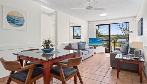 2 Bedrooms Riverview