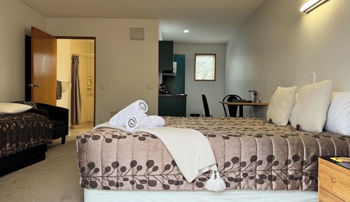 Studio Access Room
