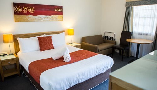 Deluxe Room, Non Smoking, Balcony (Deluxe Queen Room)
