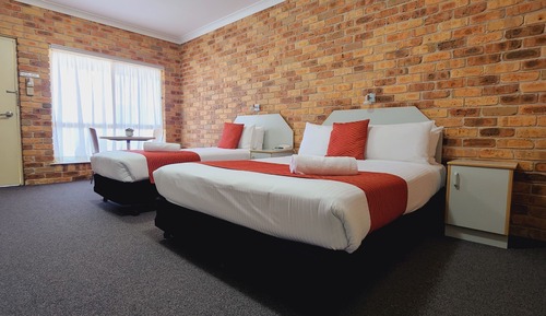 Standard Triple Room, Non Smoking, Garden View