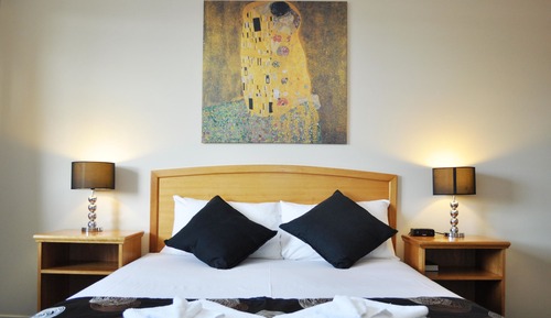 Standard Room, Non Smoking (Queen Room)