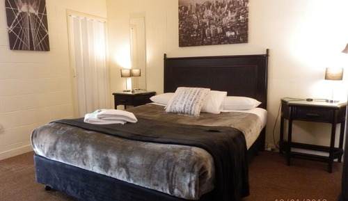 Queen Suite