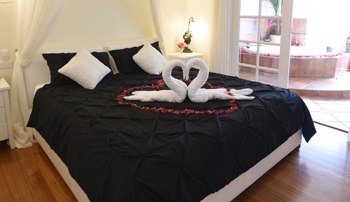 Honeymoon Cottage, Non Smoking, Kitchen (Lakeside Cottage)