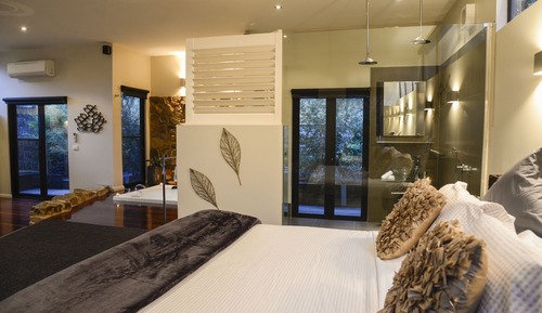 Romantic Villa, 1 Bedroom, Hot Tub, Valley View (5 Villa Open Plan 2 nts)