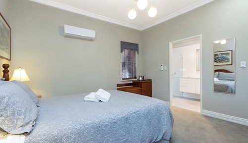 Queen Suite 1 