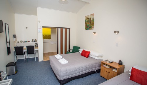 Standard Studio, Non Smoking (Studio 4 sleeps up to 3)