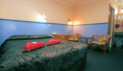 Room 11, Standard Twin
