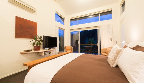 Deluxe Room, Non Smoking, Balcony (Deluxe Suite.)