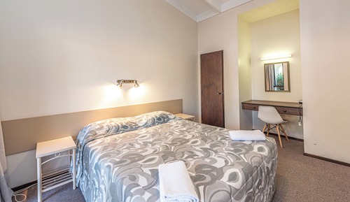 Standard Suite, 1 Bedroom, Non Smoking, Kitchen
