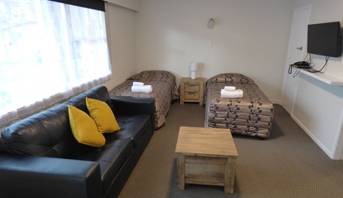 1 Bedroom Family Apartment