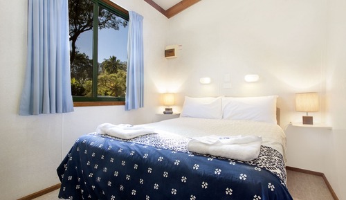 Two Bedroom Villa (Not Pet Friendly) - Sleeps 5