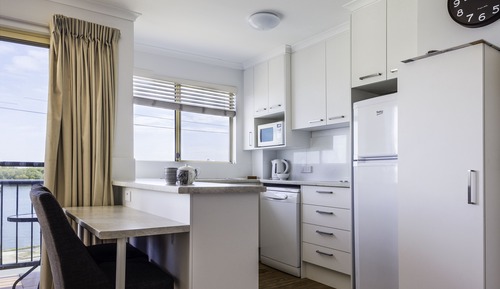 Standard Apartment, 1 Bedroom, Non Smoking, Kitchen (Apartment-2Nt)