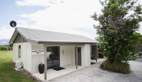 Family Studio Motel