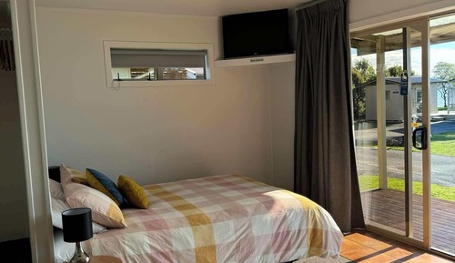 Superior Studio, Sea View