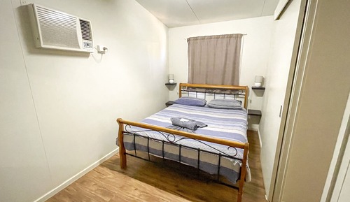 Deluxe Family Chalet – 2 Bedrooms