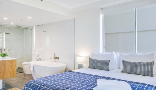 Deluxe Apartment, Multiple Bedrooms, Non Smoking, Kitchen (Deluxe 3 Bedroom 5NTS MIN)