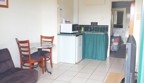 Basic Studio, 1 Bedroom (Pet Friendly)