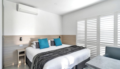 Deluxe Room, Kitchenette, Courtyard Area