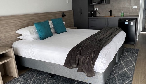 Family Room, 2 Bedrooms, Kitchenette, Partial Ocean View
