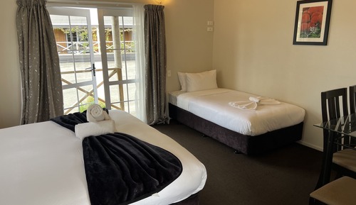 Standard Studio (Ground Floor Suite)