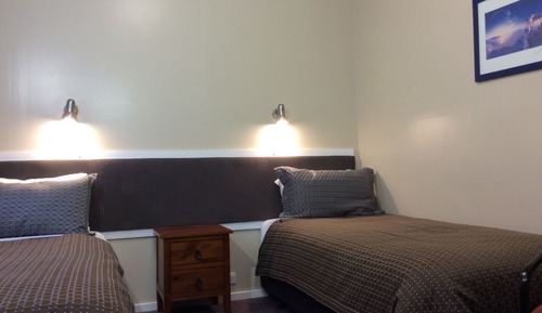 Standard Suite, 2 Bedrooms, Non Smoking, Kitchen