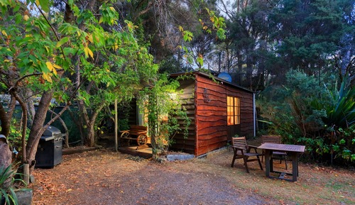 Honeymoon Suite, 1 Queen Bed, Non Smoking, Kitchenette (Honeymoon cottage)