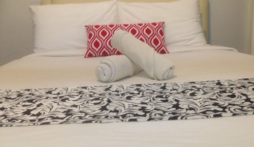 Double Room (Non Air-Conditioning)