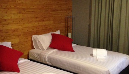 Loft Style Twin Room