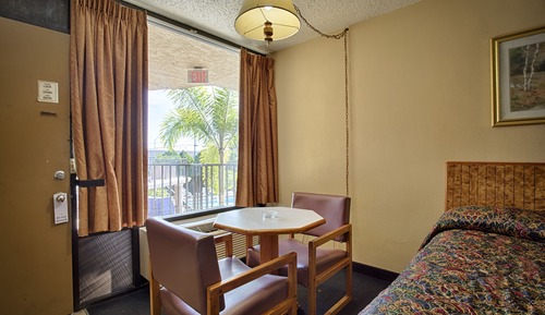Standard Room, 2 Double Beds, Smoking